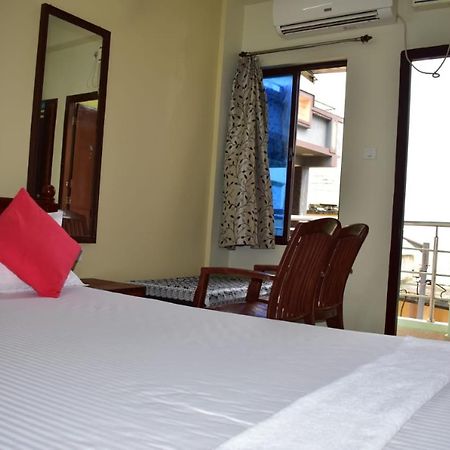 Hotel Lovely Inn ! Puri Bagian luar foto