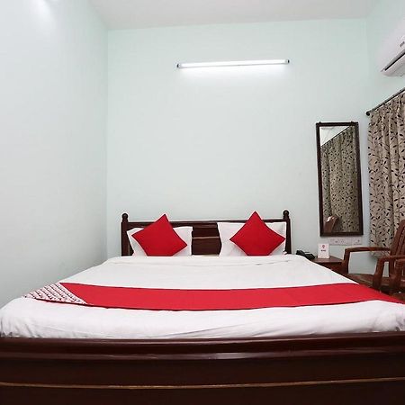 Hotel Lovely Inn ! Puri Bagian luar foto