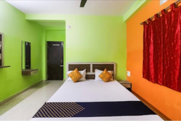 Hotel Lovely Inn ! Puri Bagian luar foto
